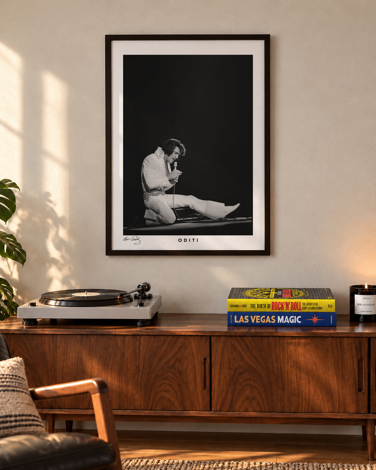 Centre Stage — Elvis Presley Limited Edition Print